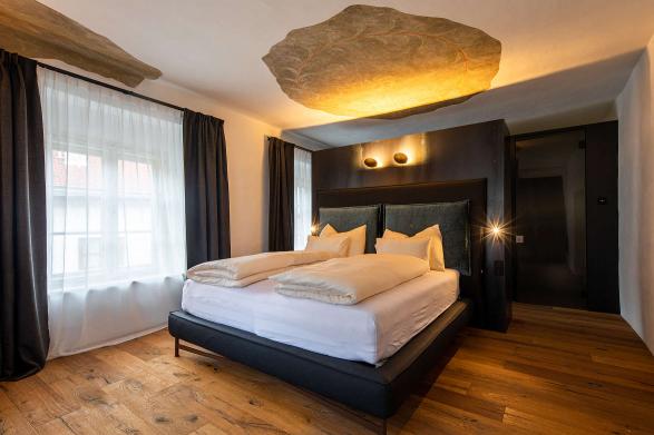 Suite 1799 Suite 1799